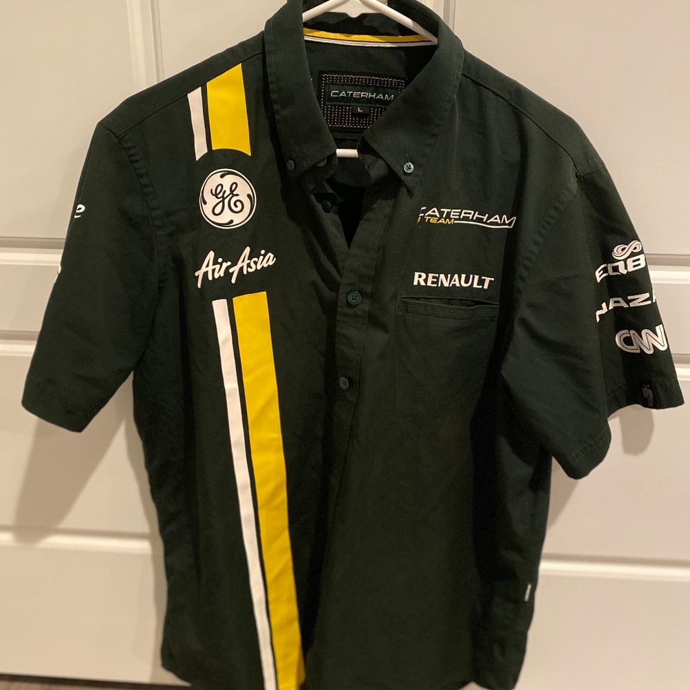 2011 Caterham F1 Pit Crew/ Team Shirt